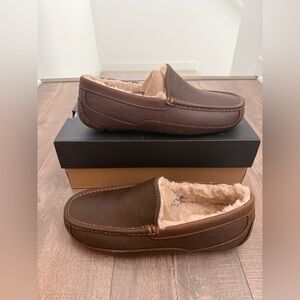 UGG Ascot Loafer Slipper (Men)